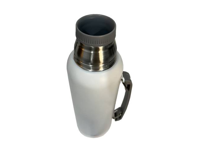 Termo de 1L Acero inoxidable, mantiene temperatura 12hs, asa para transporte cómodo.Mate de 140ml Acero inoxidable, duradero, elegante. Liviano y portátil Variedad de colores: Elige tu estilo. Combo perfecto: Sabor y tradición del mate en cualquier lugar.