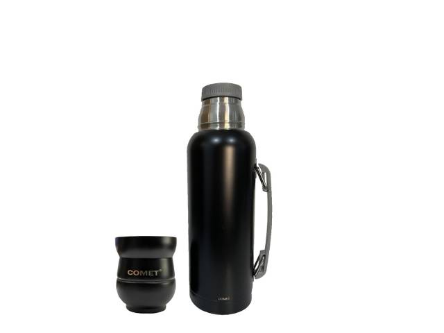 Termo de 1L Acero inoxidable, mantiene temperatura 12hs, asa para transporte cómodo.Mate de 140ml Acero inoxidable, duradero, elegante. Liviano y portátil Variedad de colores: Elige tu estilo. Combo perfecto: Sabor y tradición del mate en cualquier lugar.