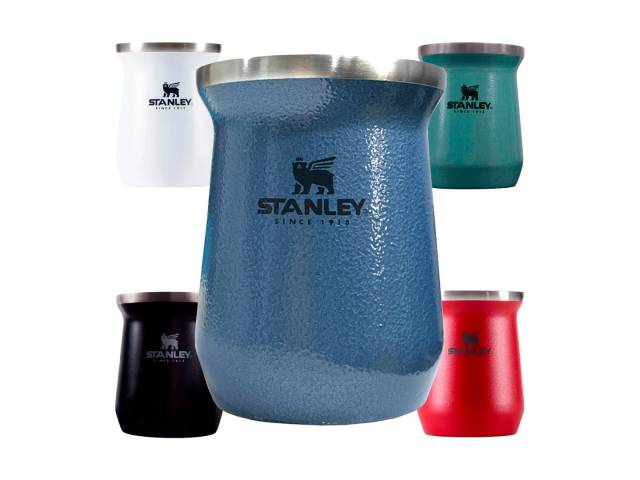 Lleva tu mate a cualquier parte con el Mate Stanley 236ml de Acero Inoxidable. Perfecto para mantener tu bebida caliente por más tiempo y garantía de por vida.