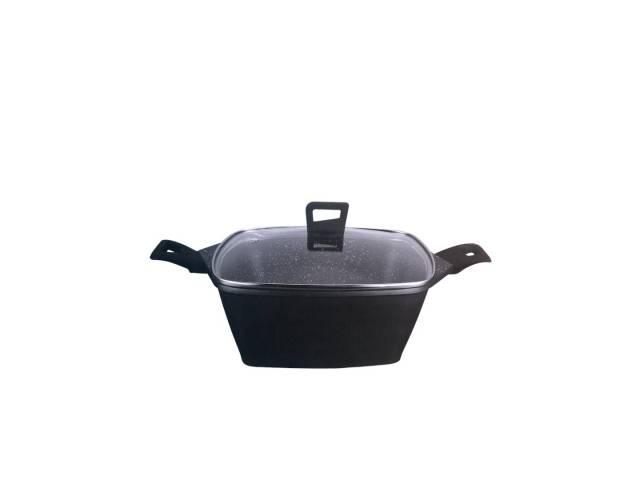  Cocina con facilidad y rapidez con la Olla cuadrada 6.5ltts Antiadherente COMET c/tapa 28x28 cm. Su superficie antiadherente facilita la limpieza y evita que los alimentos se peguen. Además, su tapa de vidrio te permite controlar la cocción 