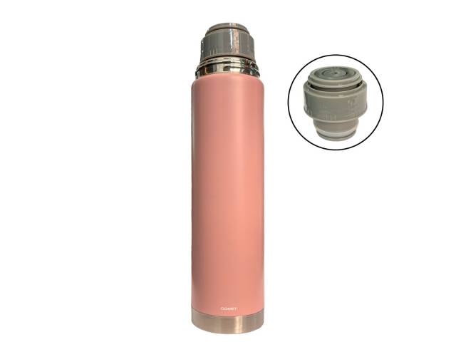 Disfruta de tu combo con termo de acero inoxidable de 750 ml que mantiene la temperatura de tu mate por 8 horas, un mate de acero inoxidable de 160 ml y una bombilla Comet. El termo tiene un diseño bala compacto y un tapón cebador para cebar fácilmente