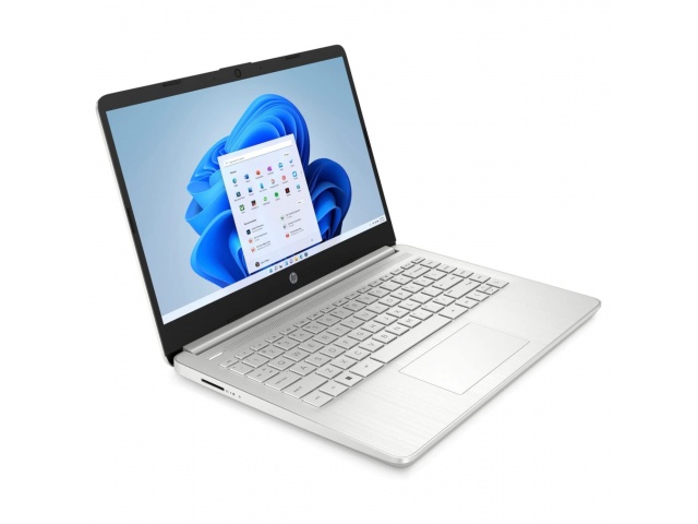 Optimiza tu día a día con la Notebook HP de 14''. Con un procesador Intel N6000, 4GB de RAM y 64GB de almacenamiento, es perfecta para navegar por la web y realizar tareas sencillas. Su diseño en plateado y la eficiencia de Windows 11 la convierten en una