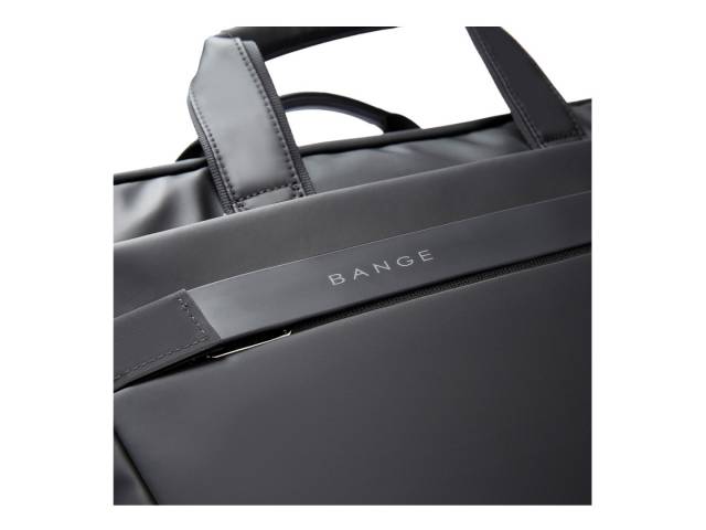  Diseño elegante, capacidad de 40L y es perfecto para laptops de hasta 15.6". Resistente al agua y equipada con un sistema anti robo, es ideal para mantener tus pertenencias seguras en cualquier situación. 