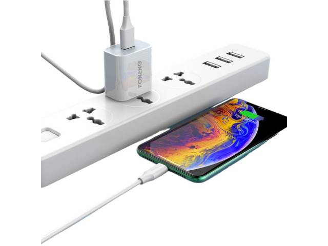 El Cable Foneng 2.1A Lightning es la solución perfecta para cargar y sincronizar tus dispositivos Apple con rapidez y seguridad. Fabricado con materiales de alta calidad y con un diseño resistente, este cable te ofrece un rendimiento confiable y duradero.