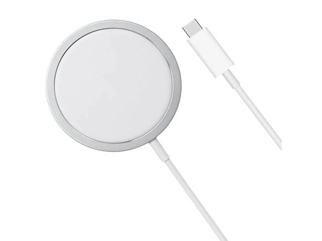 Olvídate de los cables y disfruta de una carga rápida y segura con el Cargador Inalámbrico 15W MagSafe Qi.