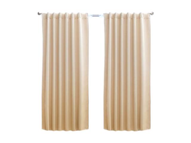 Las cortinas de tela Panamá son una opción ideal para quienes buscan decorar sus ventanas con estilo y versatilidad. Hechas de un tejido resistente y duradero, estas cortinas te ofrecen una amplia gama de colores y texturas para elegir.