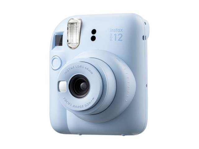 La Cámara digital Fujifilm Instax Mini 12 es el regalo perfecto para capturar y compartir recuerdos al instante.