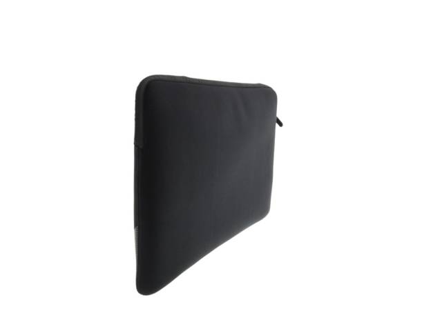 FUNDA LAPTOP 15.6" KLIP XTREME es la opción ideal para estudiantes, profesionales y cualquier persona que quiera proteger su dispositivo con estilo.