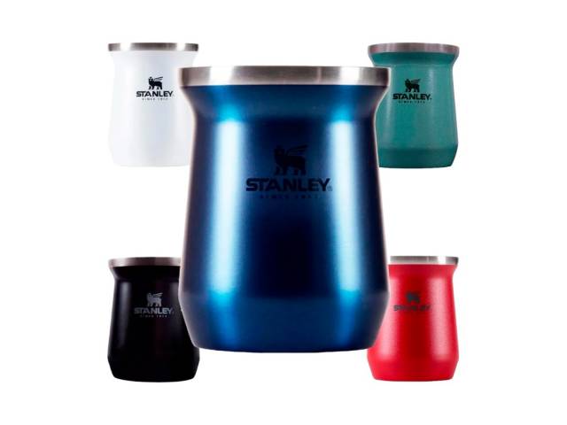 Lleva tu mate a cualquier parte con el Mate Stanley 236ml de Acero Inoxidable. Perfecto para mantener tu bebida caliente por más tiempo.