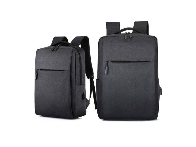 ¡Presentamos la mochila antirrobo con cable USB para laptop en color Negro! Esta mochila es la opción ideal para estudiantes, viajeros y profesionales que buscan una solución segura y elegante para transportar sus pertenencias.