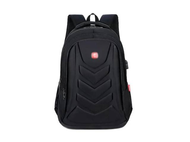 Explora la Mochila Antirrobo con  puerto USB, unisex y sofisticada en negro. La elección perfecta para quienes buscan protección y modernidad para su día a día.