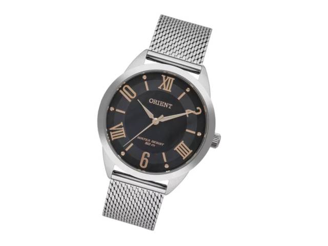 Reloj casual plateado diseñado para la mujer moderna. Con su correa de acero y caja color agua, este reloj combina elegancia y funcionalidad.