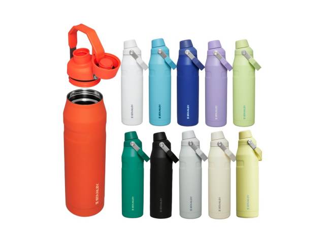 Descubre la Botella Stanley IceFlow 710ml  acero inoxidable, mantiene bebidas frías 48 horas, libre BPA, tapa de flujo rápido. Ideal para deporte, viajes y actividades al aire libre.