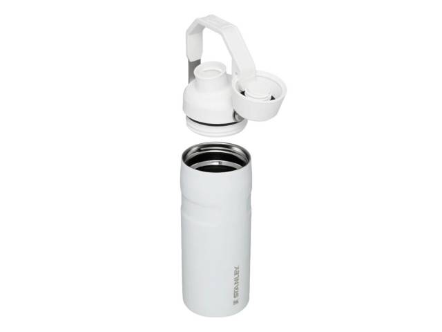 Descubre la Botella Stanley IceFlow 710ml  acero inoxidable, mantiene bebidas frías 48 horas, libre BPA, tapa de flujo rápido. Ideal para deporte, viajes y actividades al aire libre.