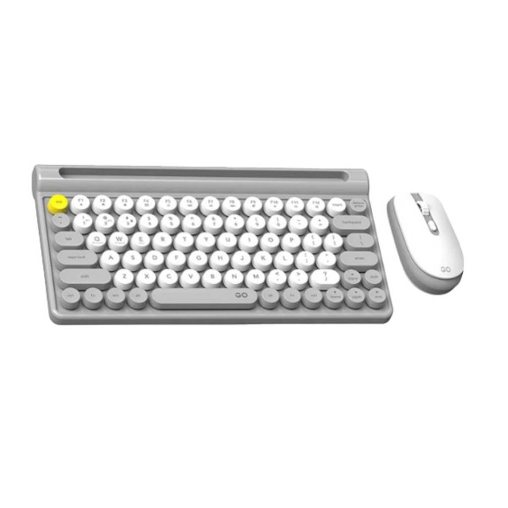 Optimiza tu espacio de trabajo con el elegante combo de Teclado y Mouse Inalámbrico, con un diseño compacto, batería de larga duración y conexión sin cables, es perfecto para aquellos que buscan funcionalidad y estilo en su escritorio.