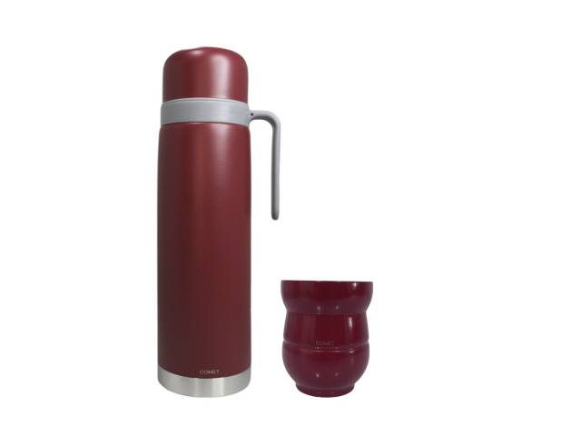 Tu compañero perfecto para el mate! El combo Comet te permite disfrutar de un mate caliente en cualquier lugar y a cualquier hora. Con su diseño elegante y su capacidad de mantener la temperatura.