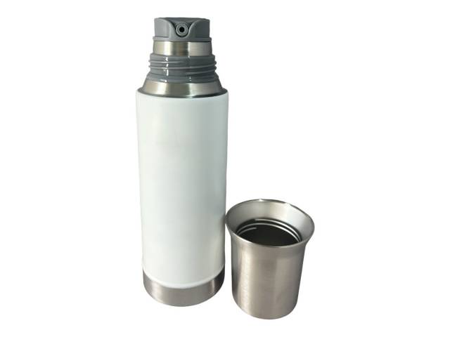 Disfruta del nuevo 2 en 1 mate y termo!. Tus bebidas frías o calientes en cualquier momento y lugar con doble pared de acero inoxidable te garantiza una retención de temperatura superior, calientes y frías hasta 12hs.